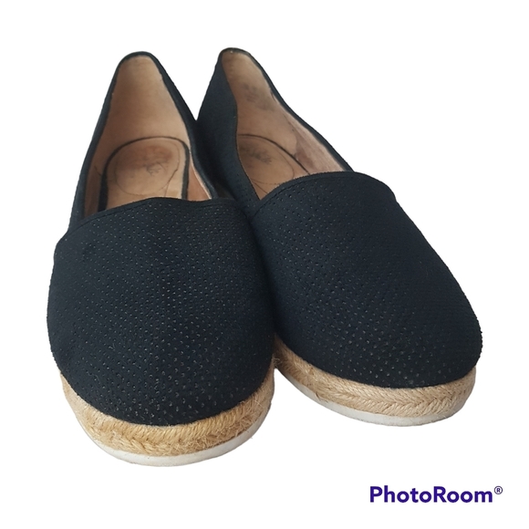 Life Stride Black and Tan Wedges - Picture 5 of 16